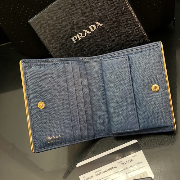 PRADA BLUE SAFFIANO GOLD METAL COMPACT WALLET - Picture 4 of 10